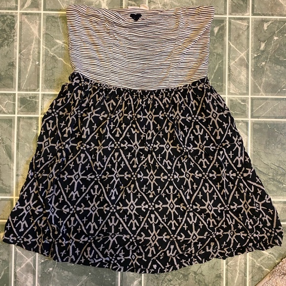 Roxy Strapless Dress - Picture 1 of 3